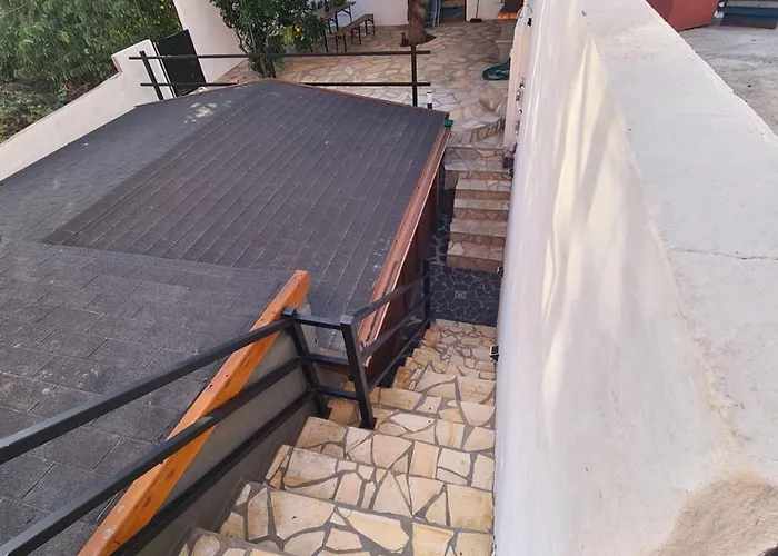 La Casita De Madera